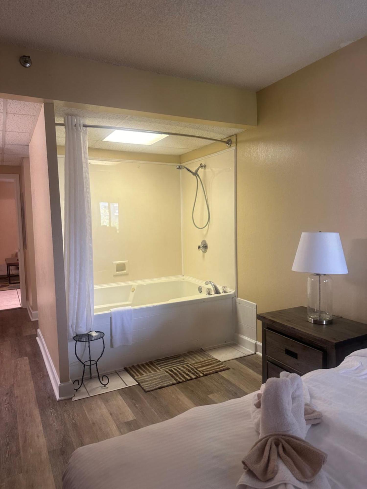 River Place Condos Riverside #309 1Bd Pigeon Forge Eksteriør bilde